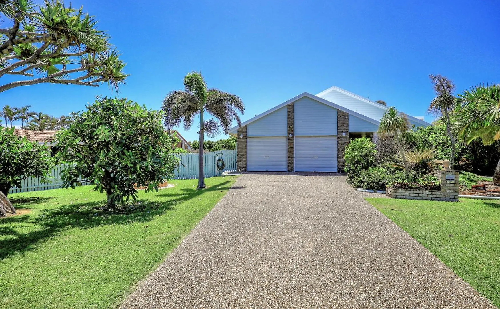 Holiday home Tranquil Tides Villa Bargara